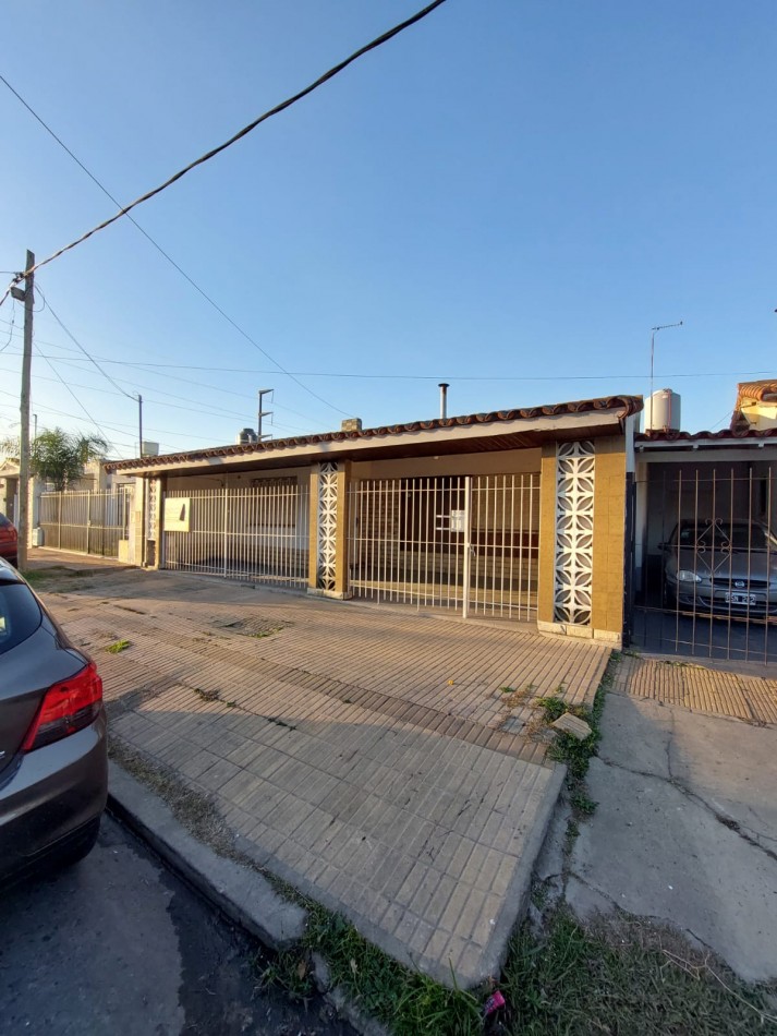 Se Vende Excelente Chalets Barrio El Dorado