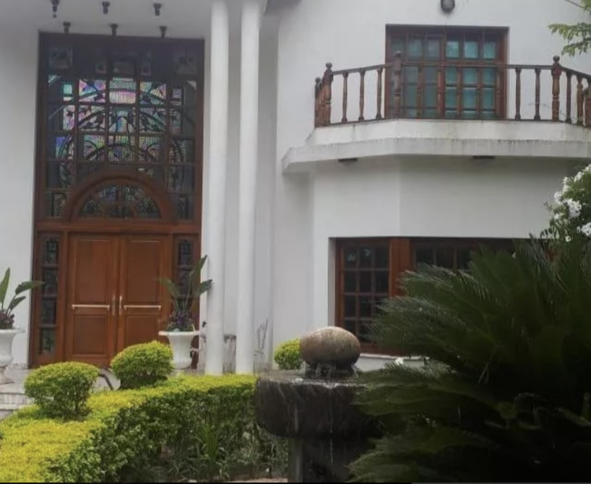 Imponente Chalet En El Corazon De Ranelagh