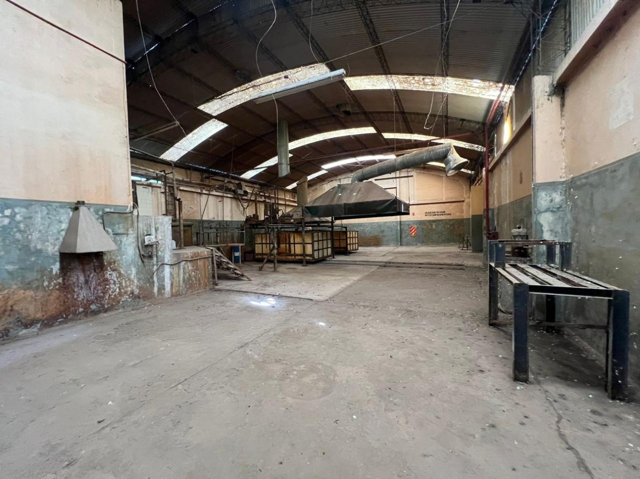 Imponente Galpon Industrial 