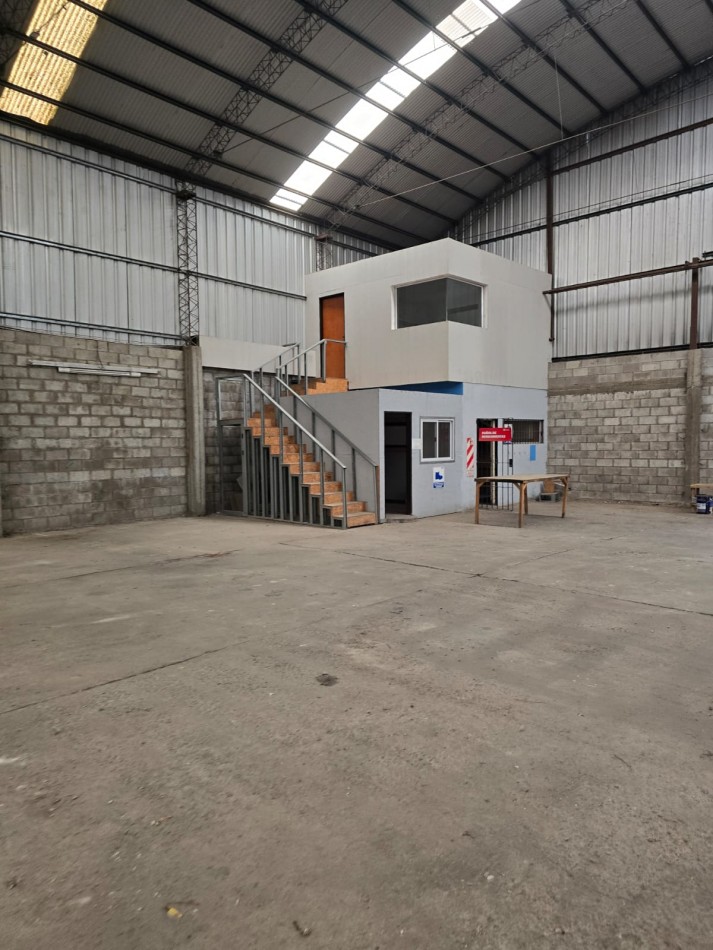 se alquila Galpon de 800 m2