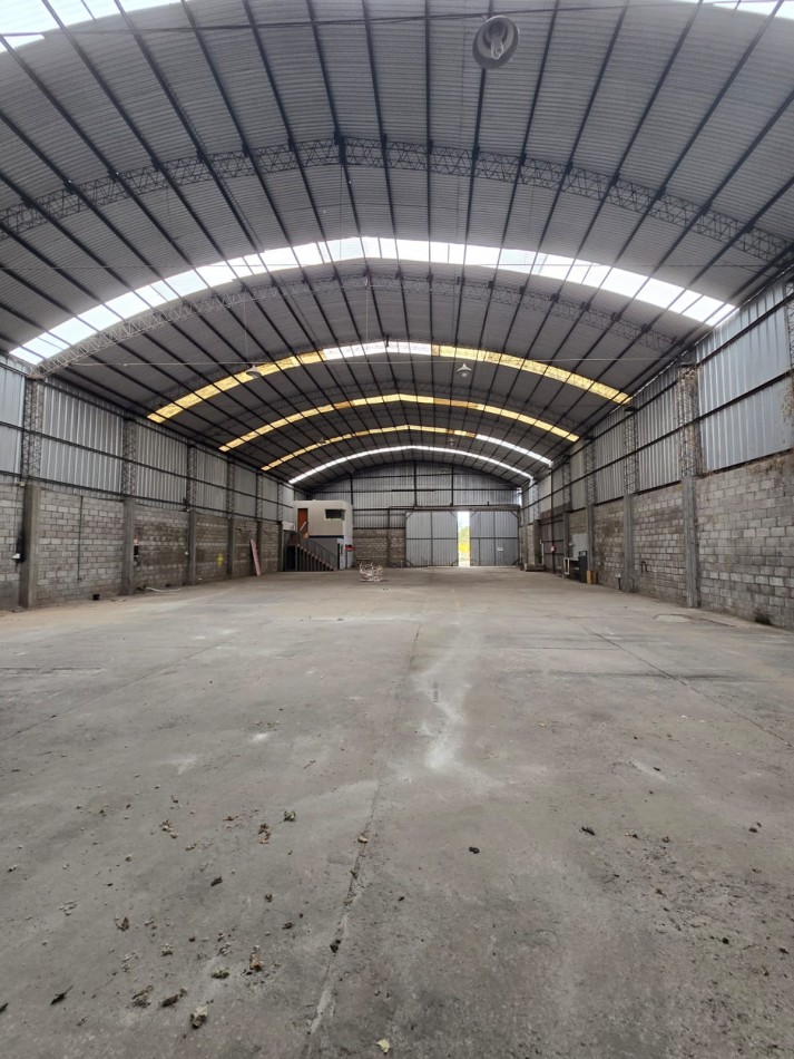 se alquila Galpon de 800 m2