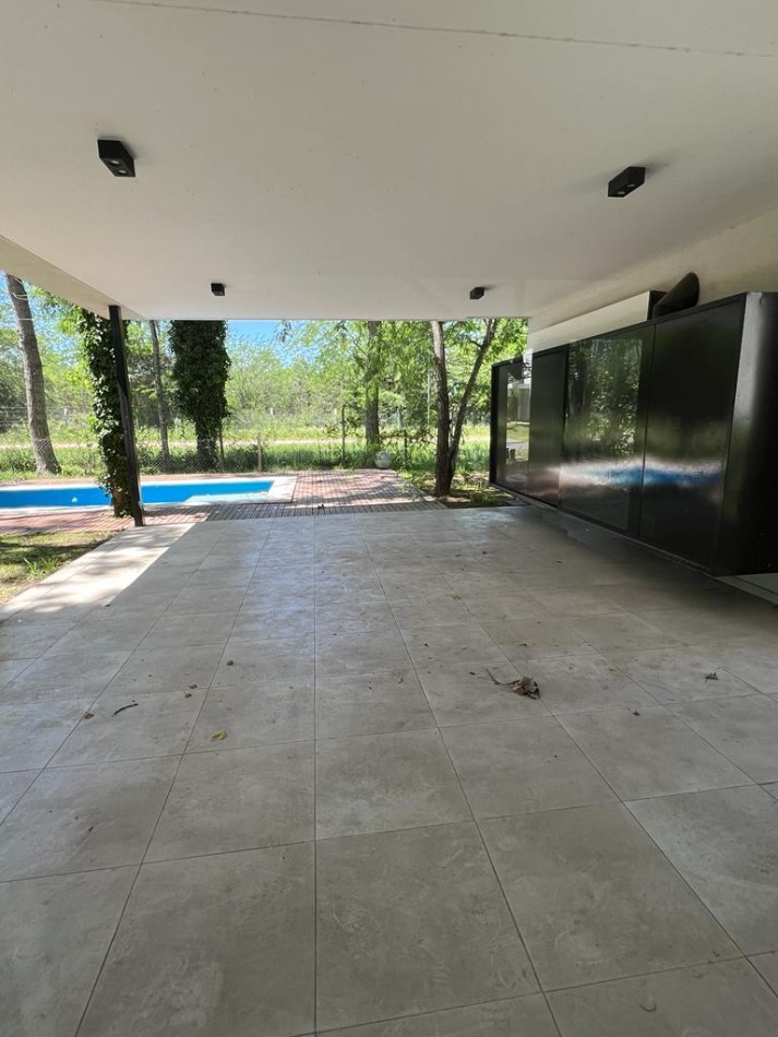 se alquila casa familiar en fincas de hudsom