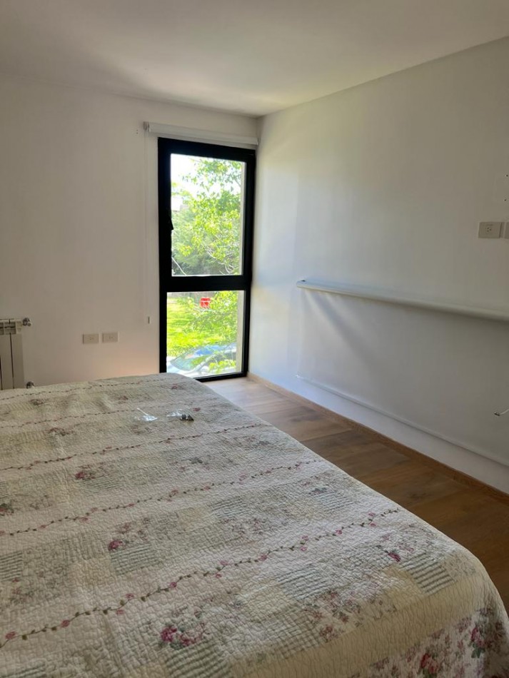se alquila casa familiar en fincas de hudsom