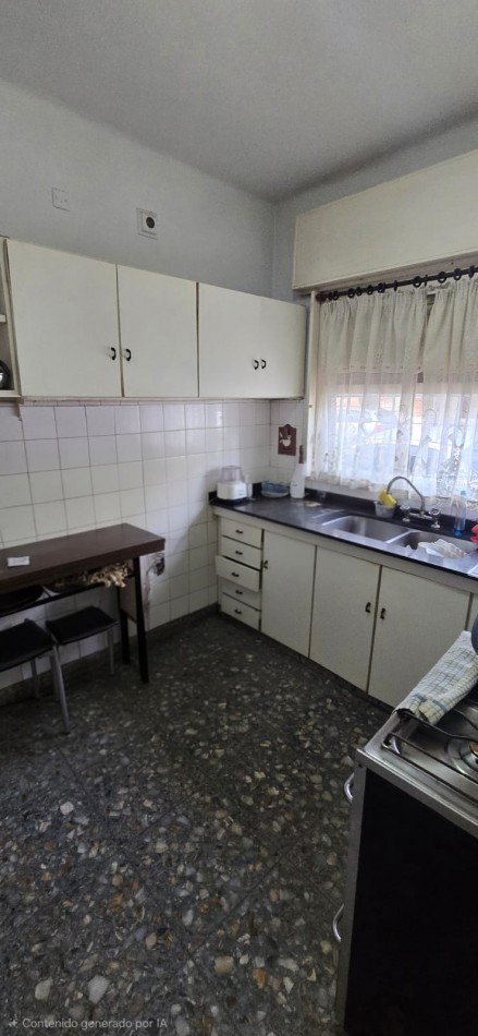 se alquila casa familiar- comercial