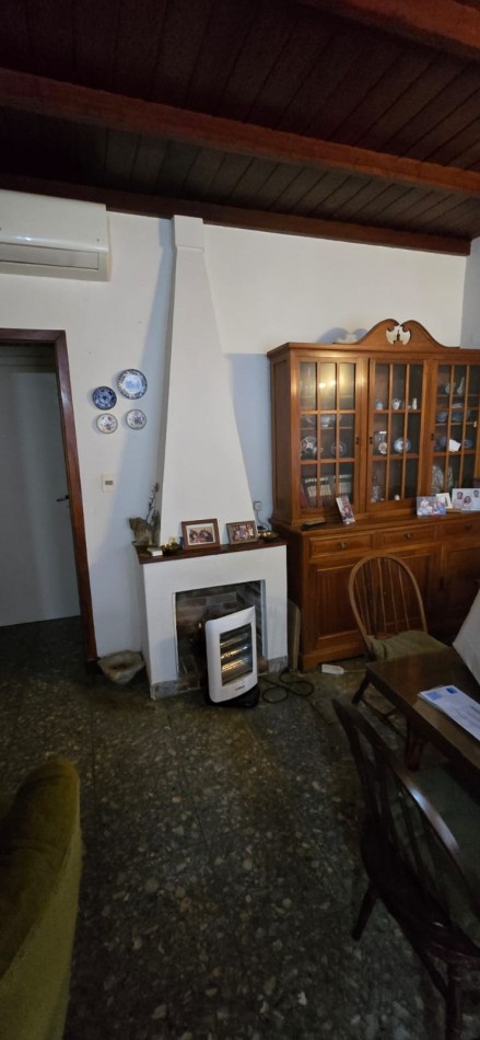se alquila casa familiar- comercial