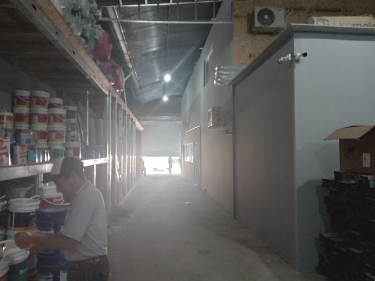 Se alquila local comercial frente a plaza San martin