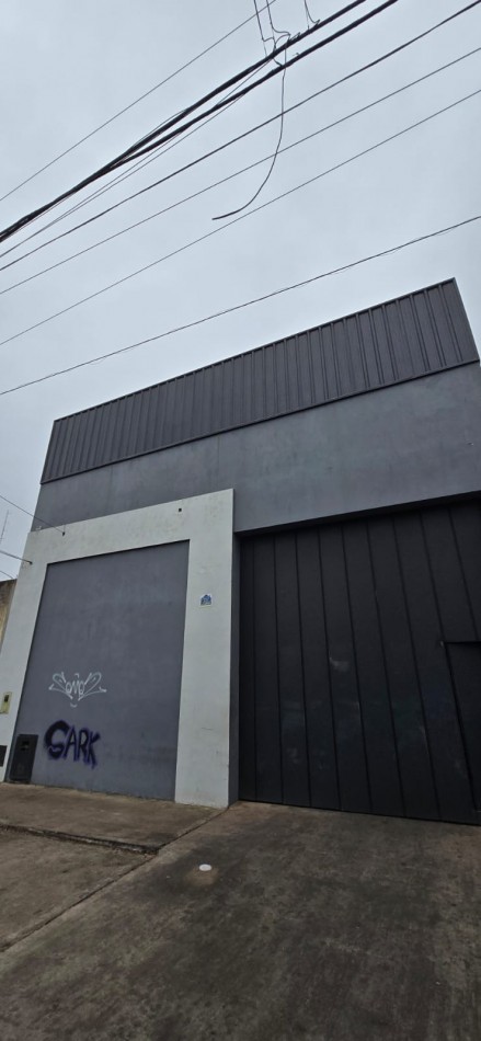 Se alquila galpon con gas industrial