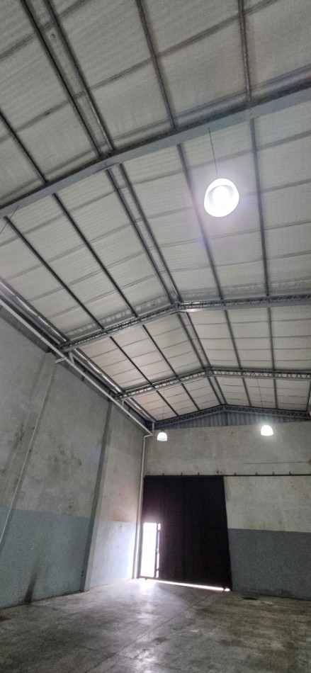 Se alquila galpon con gas industrial