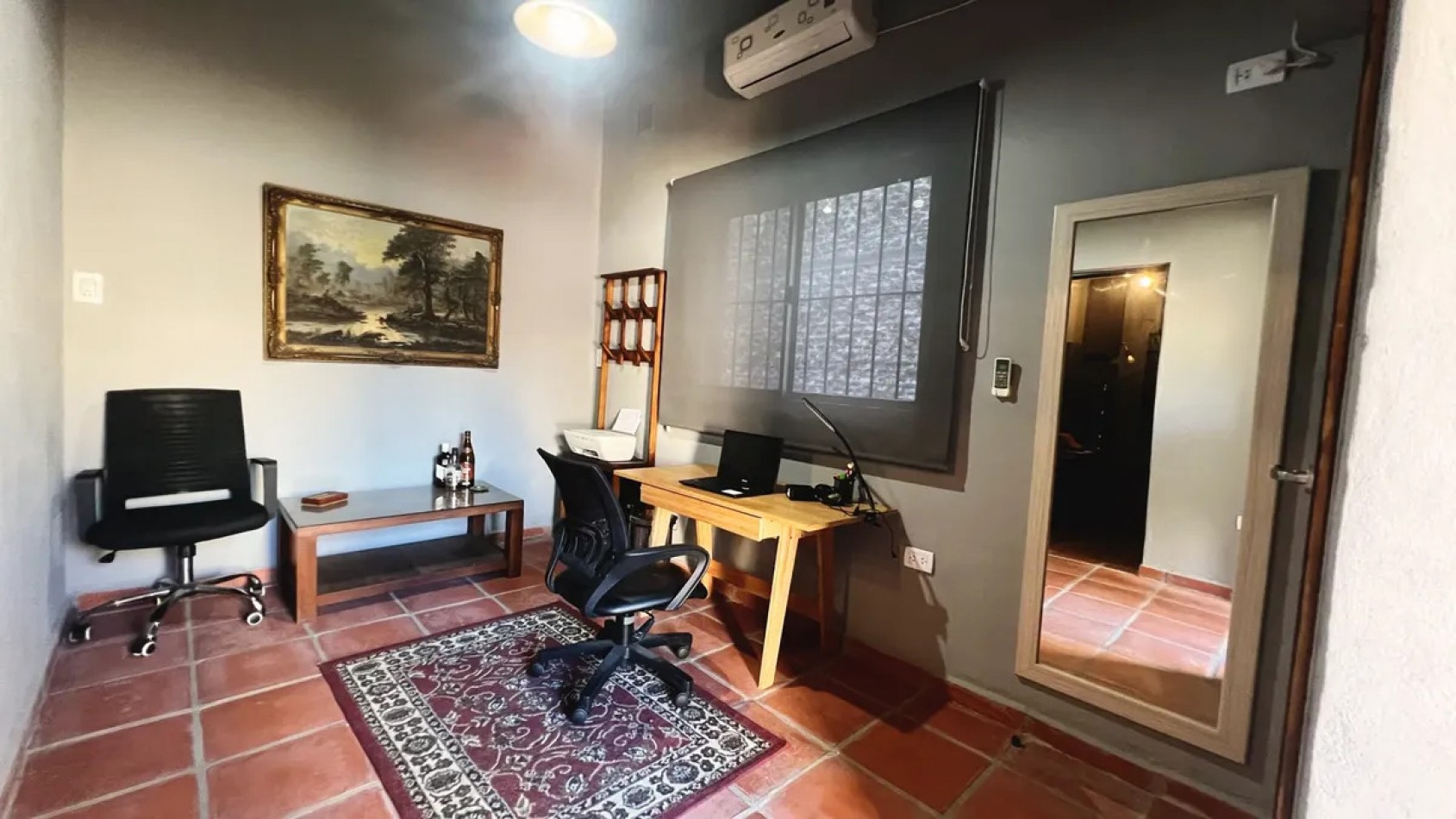 VENTA DE CASA + LOCAL EN FLORENCIO VARELA CENTRO