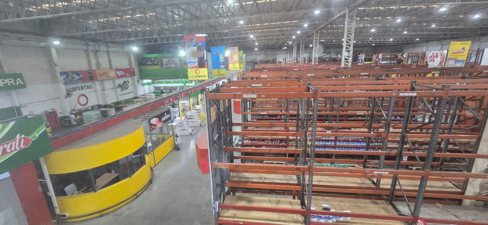 Se alquila galpon ideal mayorista-distribuidora