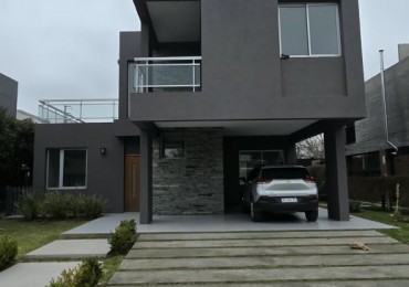 Se alquila propiedad en Barrio los troncos 